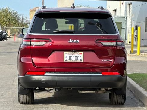 Certified 2025 Jeep Grand Cherokee L Limited w/ MOPAR Finishing Package image 8