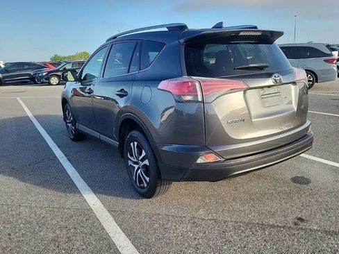 Used 2016 Toyota RAV4 LE image 3