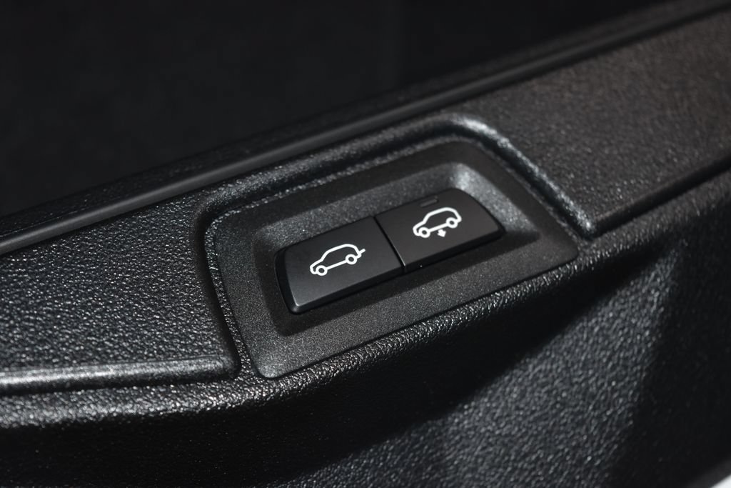 Used 2025 BMW X7 M60i AWD/4WD image 37