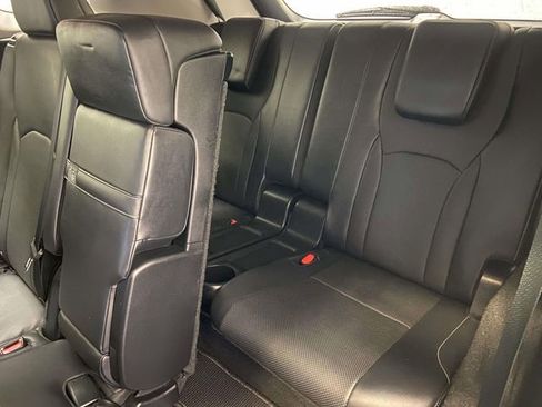 Used 2022 Lexus RX 350L FWD w/ Premium Package image 17