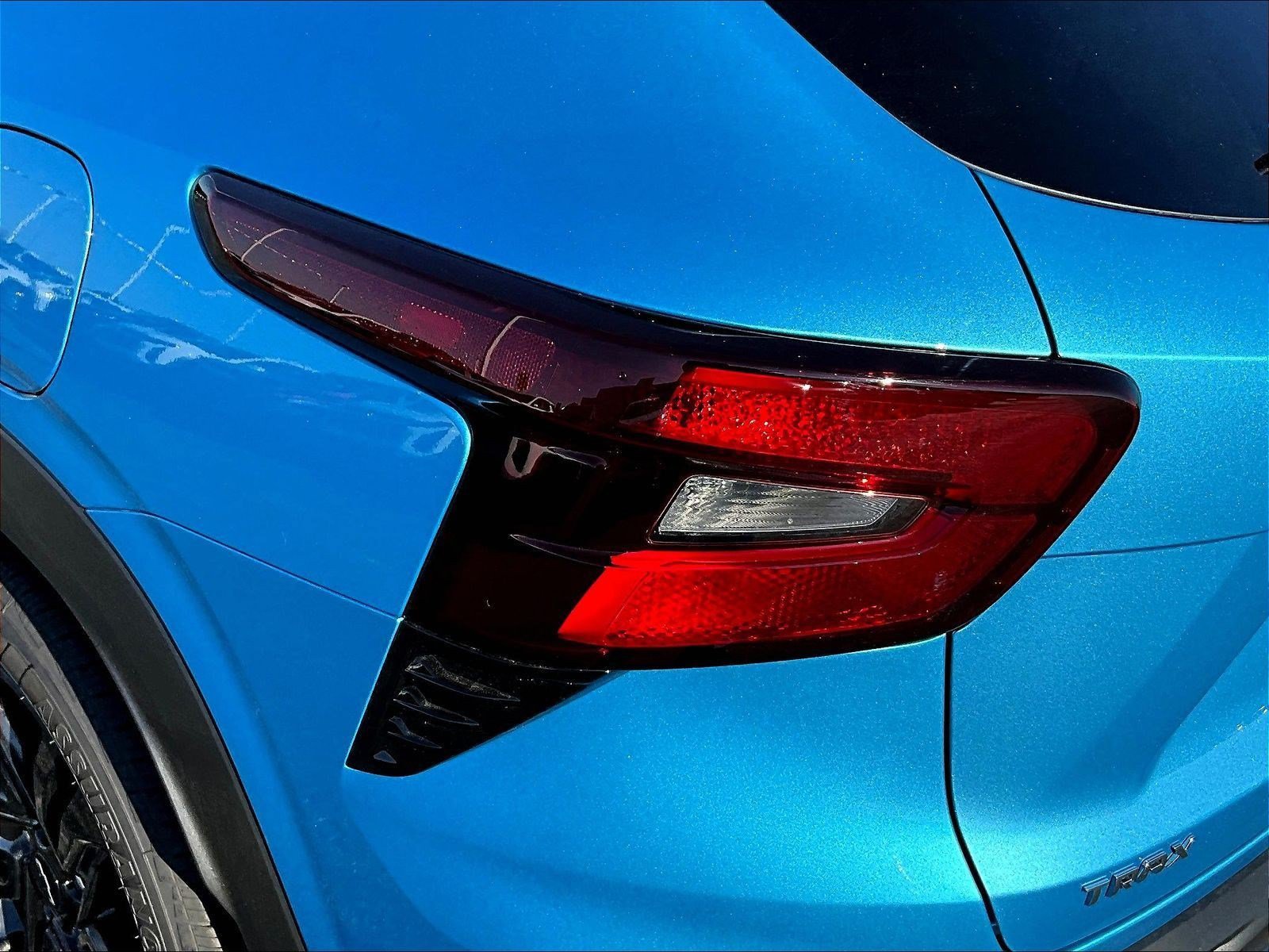 New 2026 Chevrolet Trax ACTIV w/ Sunroof Package FWD image 15