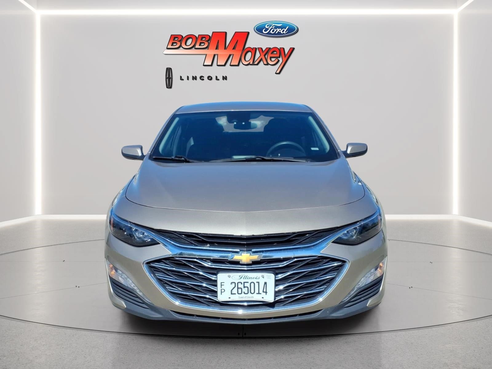 Used 2024 Chevrolet Malibu LT FWD image 2