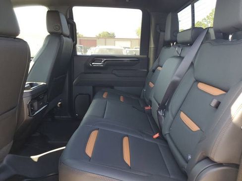 New 2026 GMC Sierra 2500 AT4 w/ AT4 Premium Plus Package AWD/4WD image 12