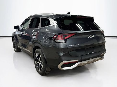 Used 2023 Kia Sportage EX AWD/4WD image 5