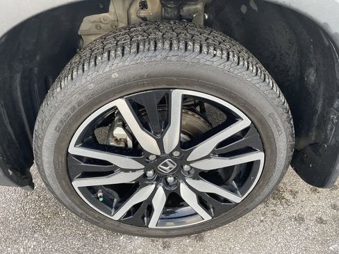 Certified 2022 Honda Pilot Elite image 9