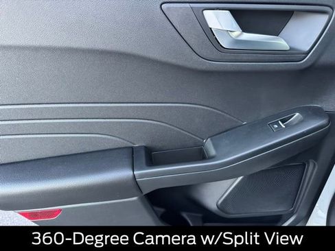 New 2025 Ford Escape Platinum w/ Premium Technology Package image 16