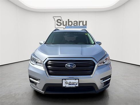 Used 2022 Subaru Ascent Premium w/ Convenience Package image 2