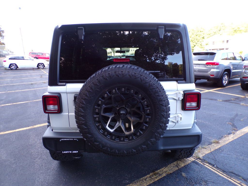 Used 2023 Jeep Wrangler Unlimited Sport AWD/4WD image 11