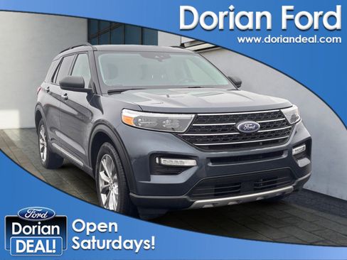 Certified 2023 Ford Explorer XLT w/ Equipment Group 202A image 1