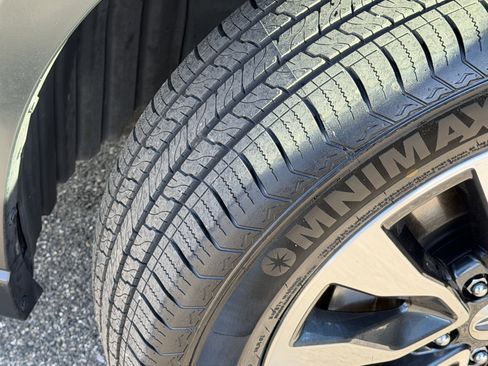 Used 2023 Subaru Outback Limited image 16