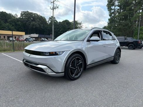 Certified 2025 Hyundai Ioniq 5 Limited AWD/4WD image 2
