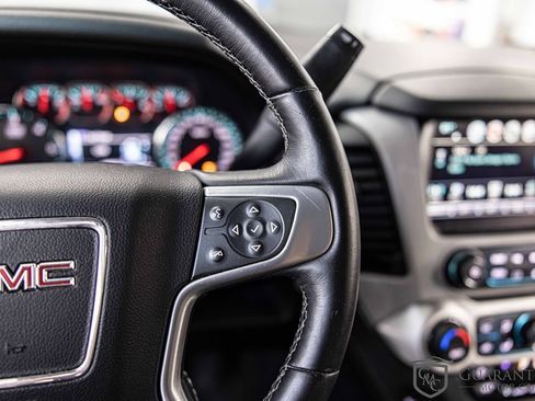 Used 2017 GMC Yukon SLT image 24