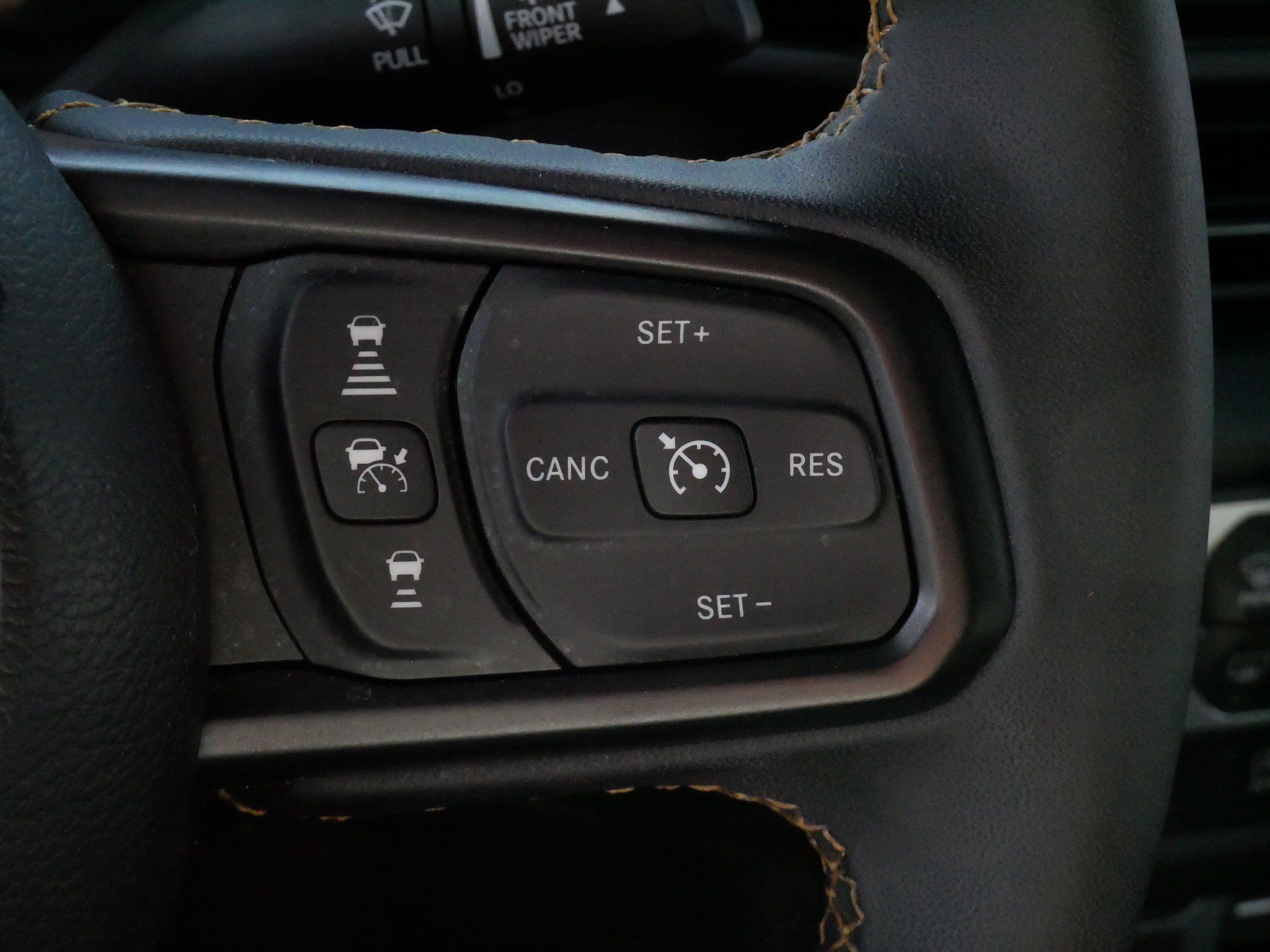 Used 2025 Jeep Gladiator Sport AWD/4WD image 25