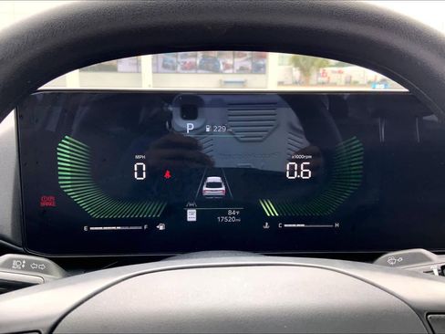 Used 2025 Kia K4 FWD image 25