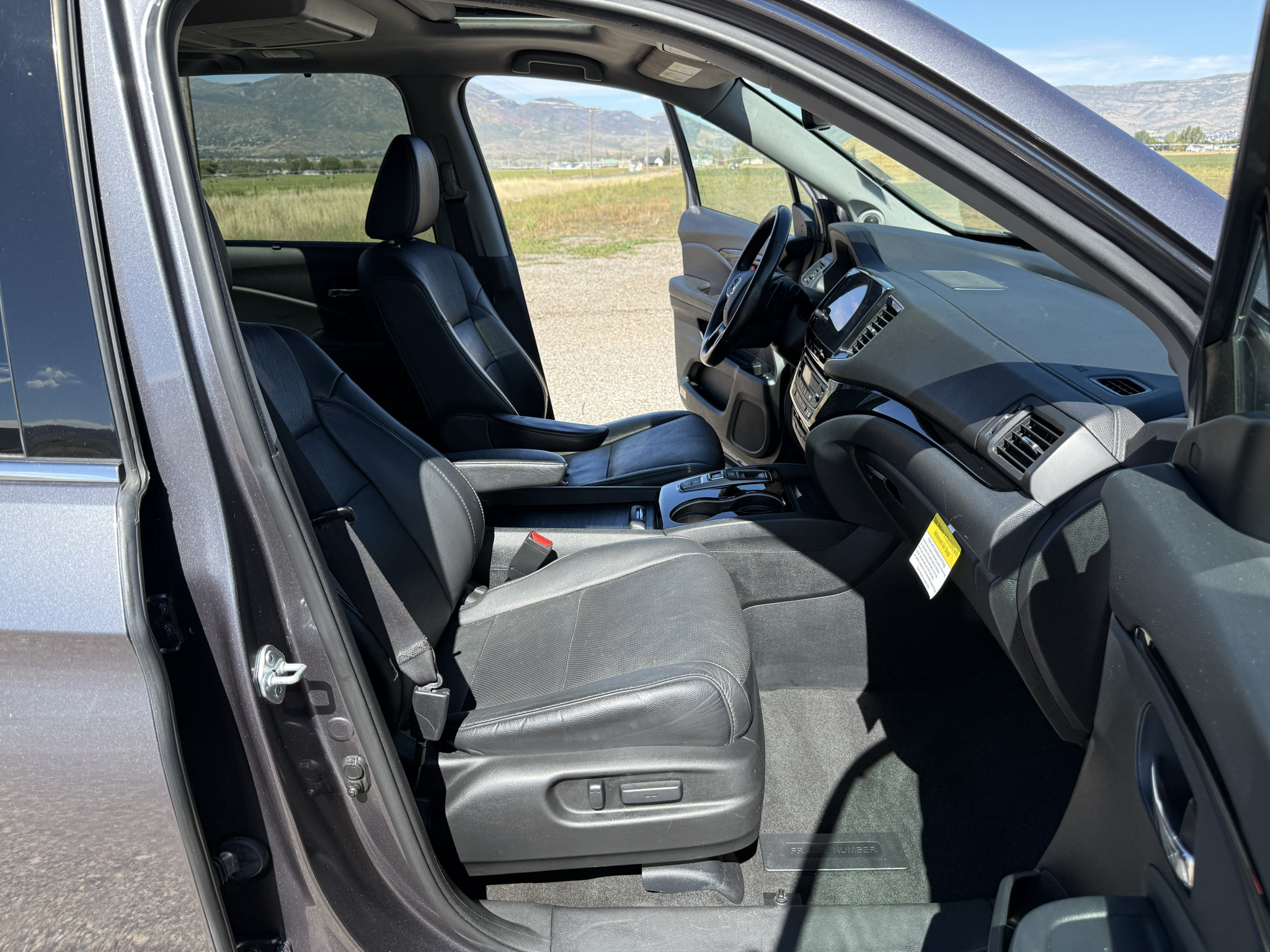 Used 2022 Honda Pilot Elite image 39
