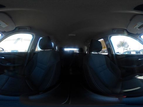 Used 2025 Nissan Rogue SV FWD image 44