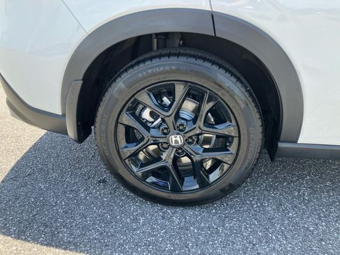 Certified 2024 Honda HR-V Sport image 23