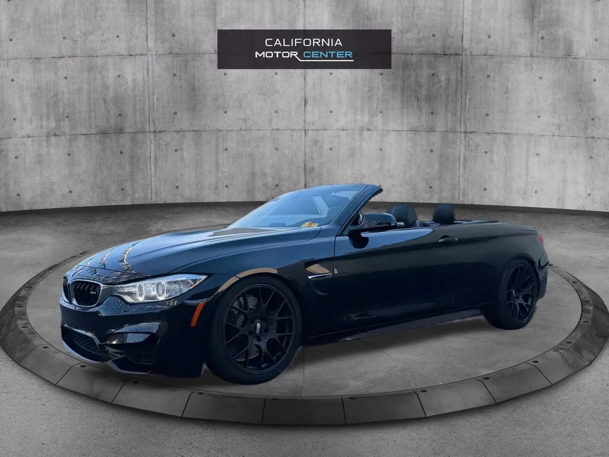 Used 2015 BMW M4 Convertible w/ Executive Package RWD image 3