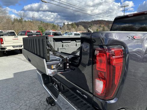 New 2026 GMC Sierra 2500 SLE w/ SLE Value Package; image 29