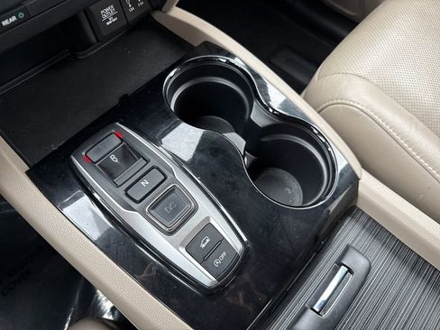 Used 2016 Honda Pilot Elite image 23