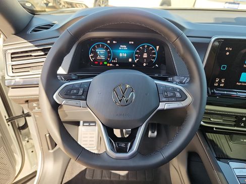 New 2026 Volkswagen Atlas Cross Sport SEL R-Line AWD/4WD image 16