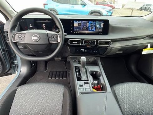 New 2026 Nissan Sentra SV w/ Floor Mat Package FWD image 18