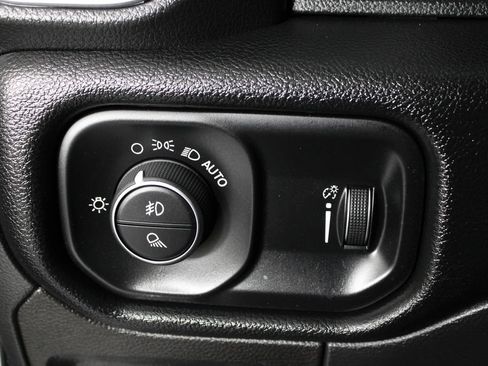 Used 2022 RAM 1500 Big Horn AWD/4WD image 20