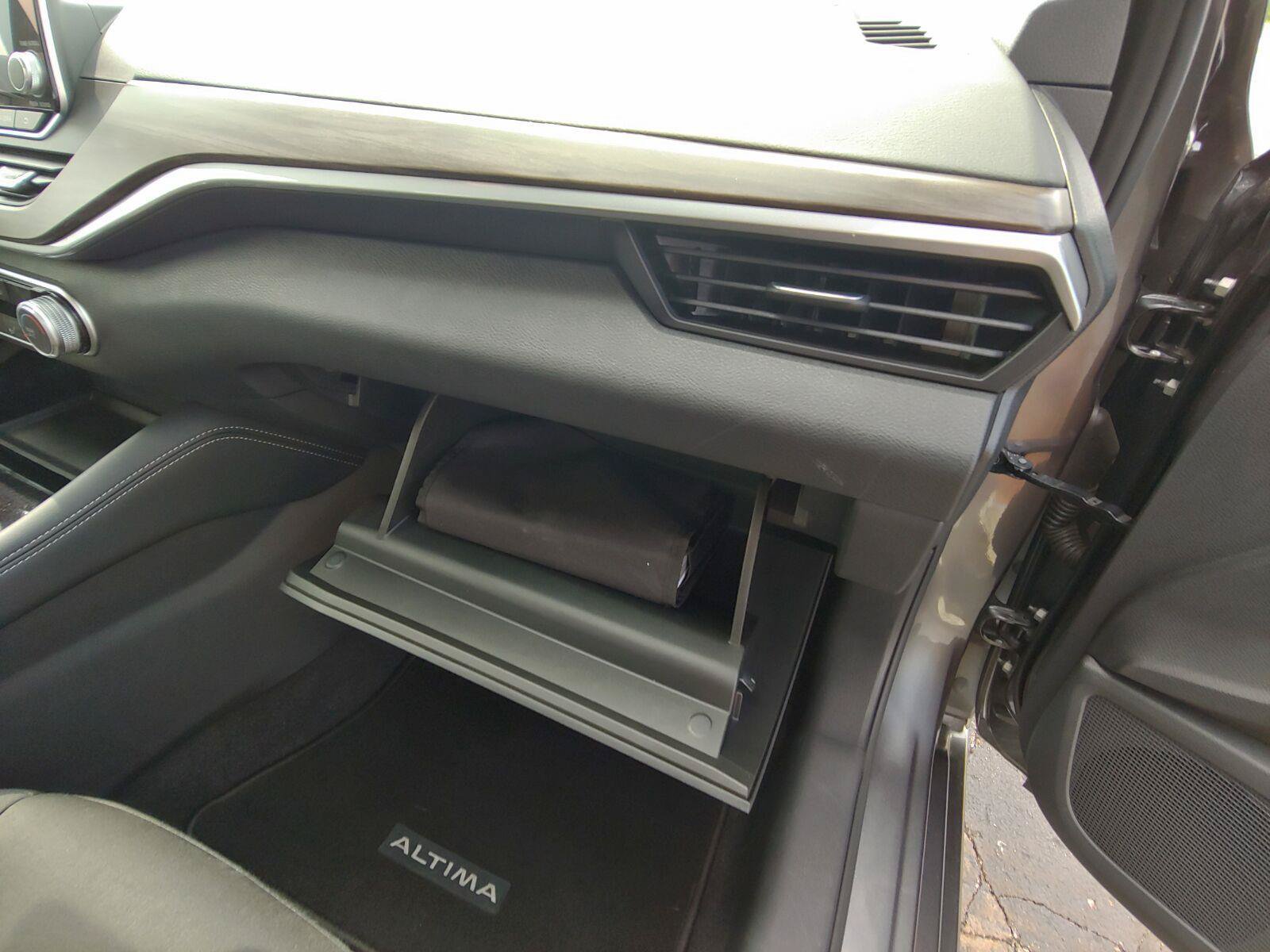 Used 2023 Nissan Altima 2.5 SV FWD image 27