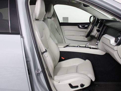 Used 2026 Volvo XC60 B5 Ultra w/ Protection Package Premier AWD/4WD image 29