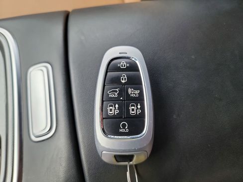 Used 2023 Hyundai Santa Fe Calligraphy AWD/4WD image 25