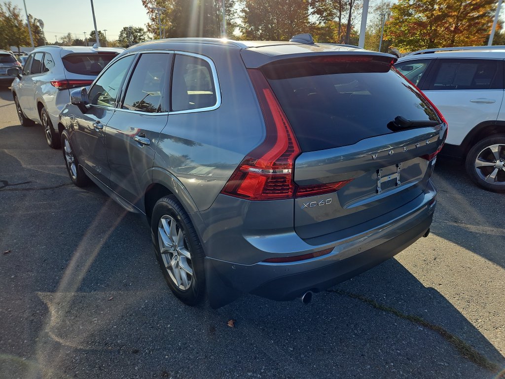 Used 2019 Volvo XC60 T5 Momentum w/ Multimedia Package AWD/4WD image 2