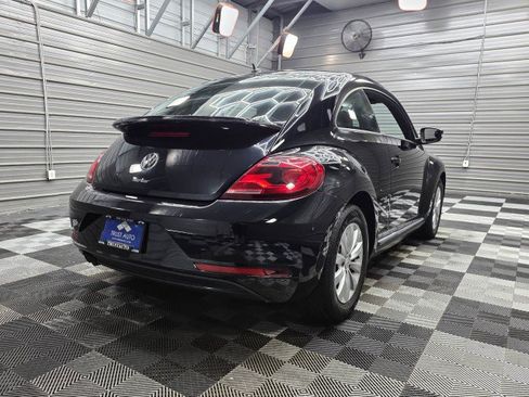 Used 2019 Volkswagen Beetle 2.0T S FWD image 6