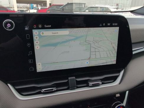 New 2026 Chevrolet Equinox LT w/ Convenience Package II image 21