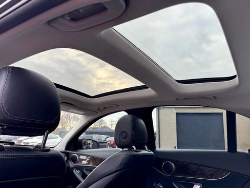 Used 2017 Mercedes-Benz C 300 Sedan w/ Premium 1 Package image 7