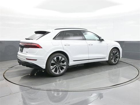 New 2026 Audi Q8 Premium Plus image 7