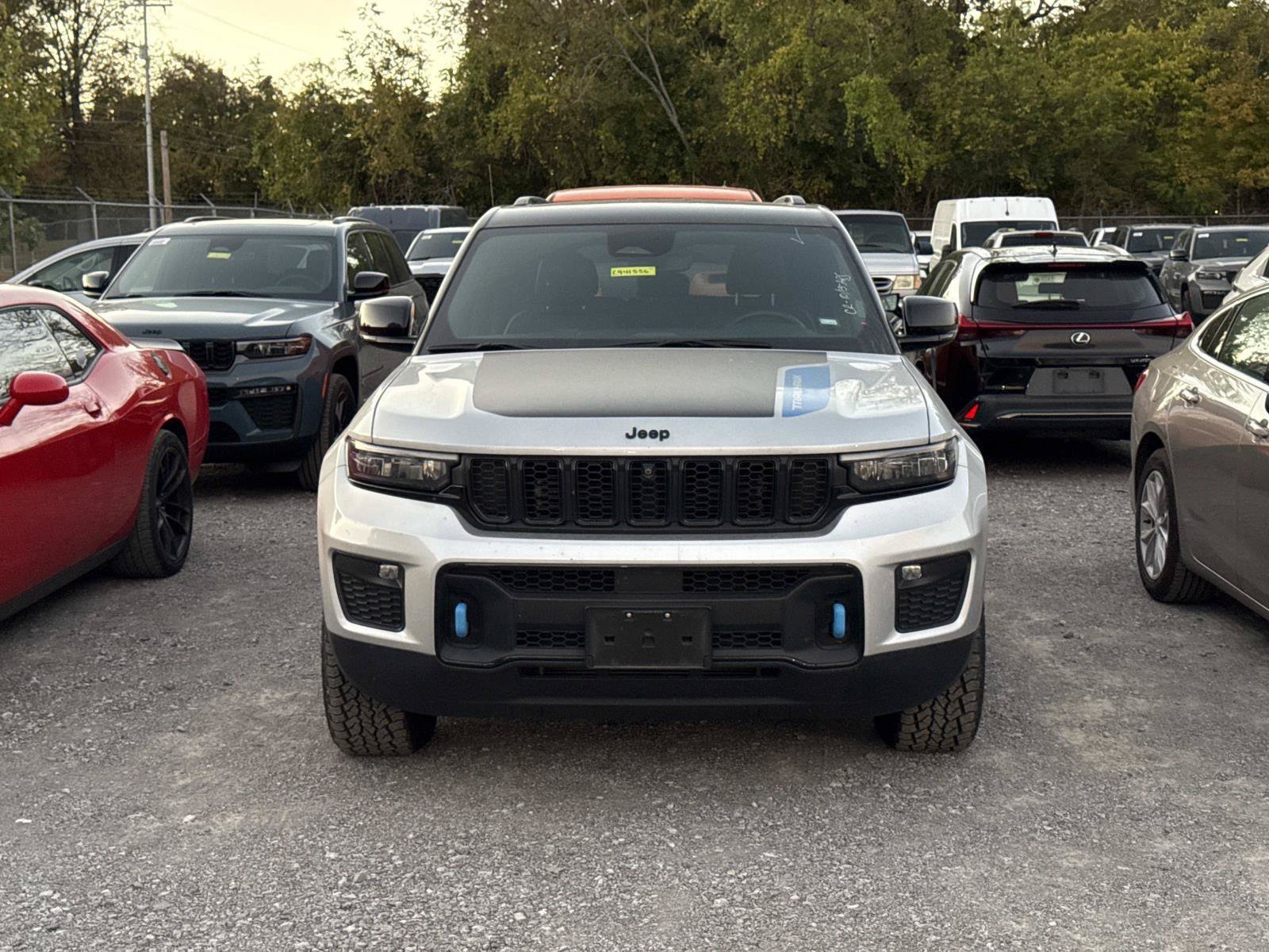 Used 2024 Jeep Grand Cherokee Trailhawk AWD/4WD image 2