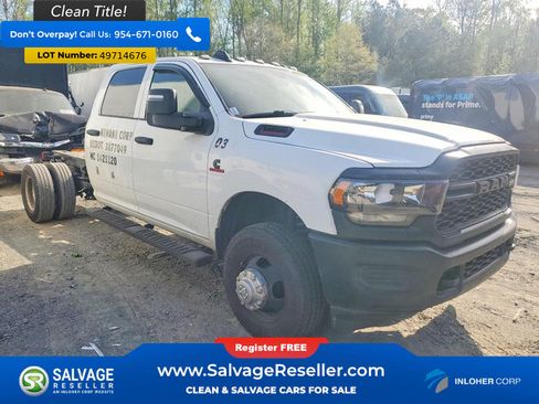 Used 2023 RAM 3500 Tradesman w/ Max Tow Package AWD/4WD image 5