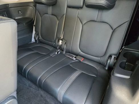 Certified 2023 Honda Pilot Touring image 18