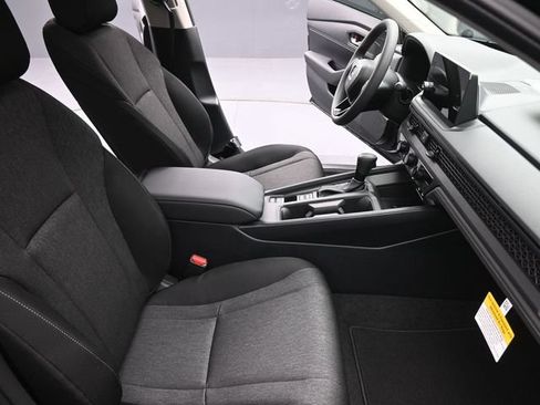 Used 2026 Honda Accord LX image 25