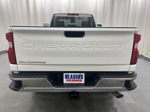 Used 2025 Chevrolet Silverado 2500 W/T w/ WT Convenience Package image 4