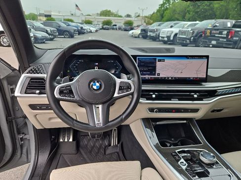 Used 2024 BMW X5 M60i AWD/4WD image 16