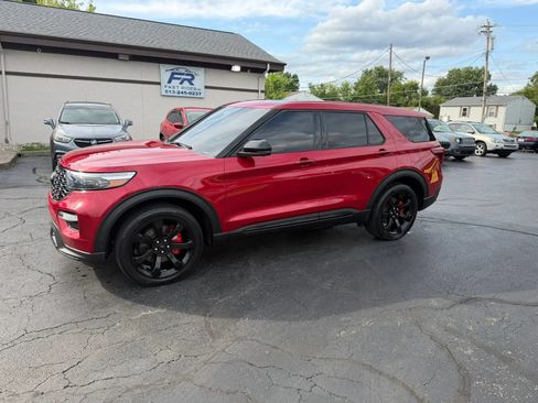 Used 2021 Ford Explorer ST w/ Equipment Group 401A AWD/4WD image 3