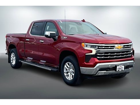 Used 2023 Chevrolet Silverado 1500 LTZ w/ Technology Package image 3