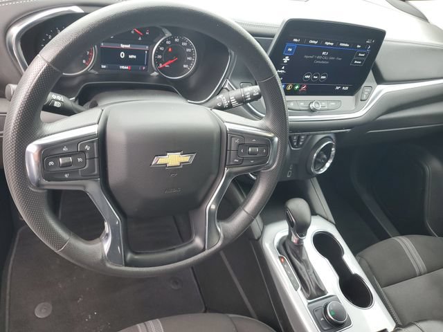 Certified 2024 Chevrolet Blazer LT w/ Midnight/Sport Edition FWD image 17