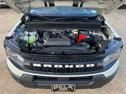 New 2025 Ford Bronco Sport Outer Banks image 13