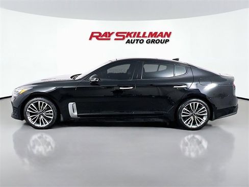 Used 2018 Kia Stinger Premium image 4