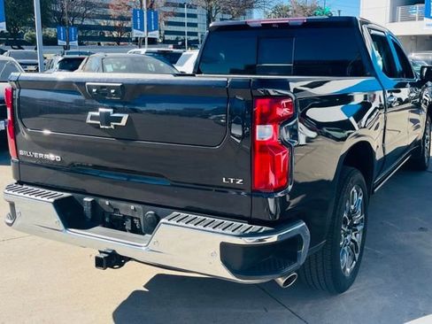 Used 2022 Chevrolet Silverado 1500 LTZ w/ LTZ Convenience Package II image 2