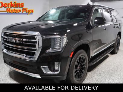 Used 2021 GMC Yukon XL SLT w/ SLT Premium Package