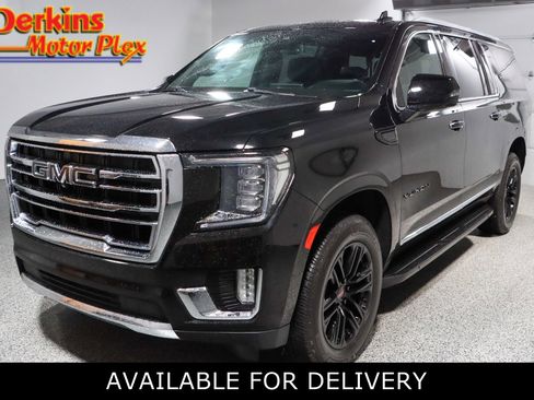 Used 2021 GMC Yukon XL SLT w/ SLT Premium Package AWD/4WD image 1