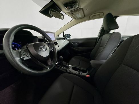 Used 2026 Toyota Corolla LE FWD image 19